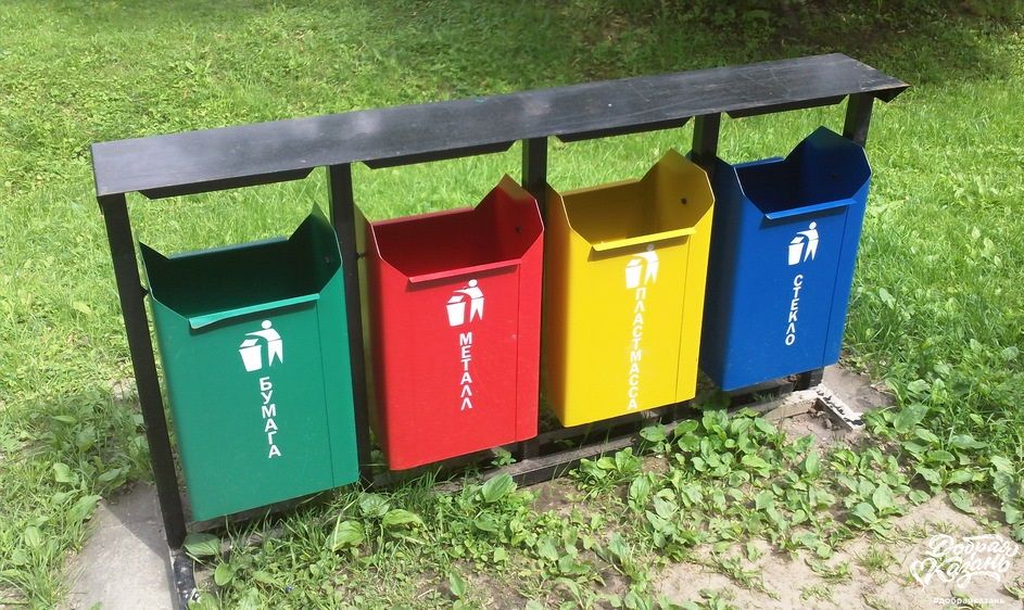 60 контейнеров для раздельного мусора