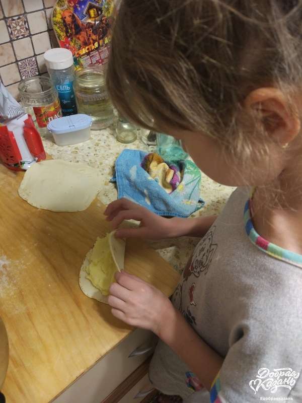 Помогла Эби сделать кыстыбый