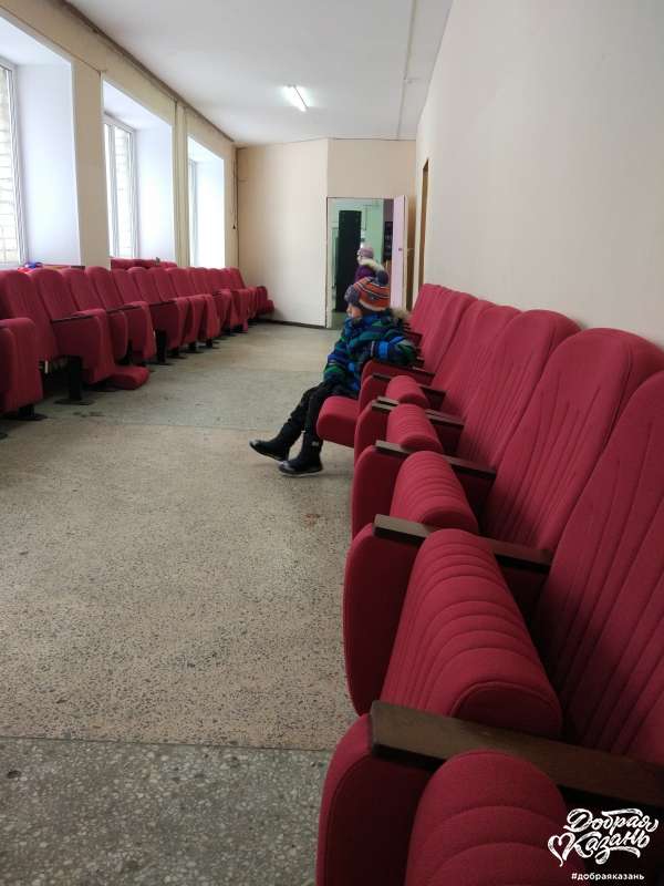 Сделали приятное в зале ожидания в художке Сделали приятное в зале ожидания в художке