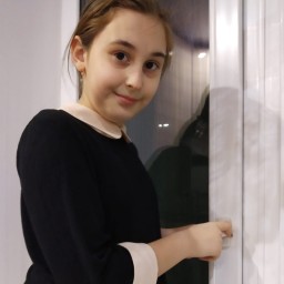 Помогаю маме