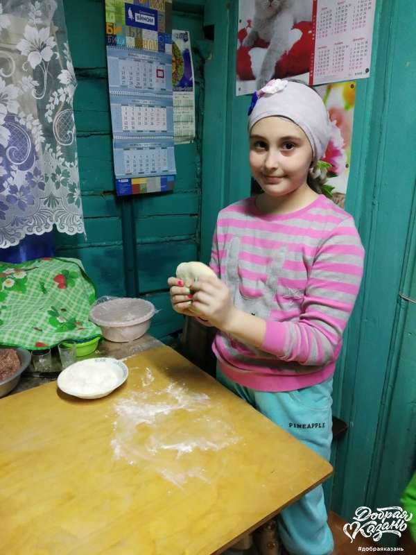 Помогаю бабушке
