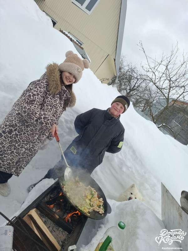 Готовили ужин с братом
