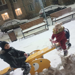 Гуляю с сестренкой