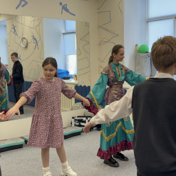 Коммуникативные занятия в «Тылсым»