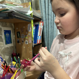 Поточила карандаши