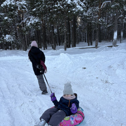 Забота о младшей сестре