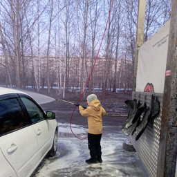 Помогаю папе