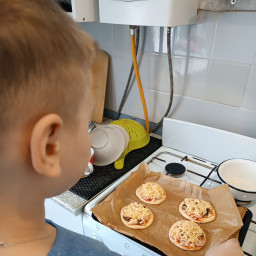 Помощь родителям