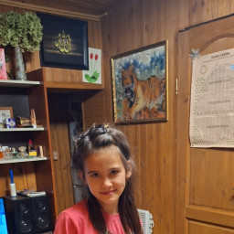 Помогла бабушке сделать котлеты