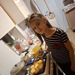 Решила пожарить блины