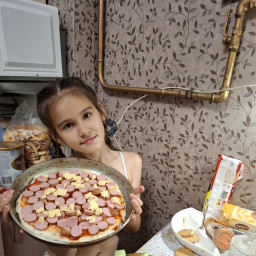 Помогаю маме