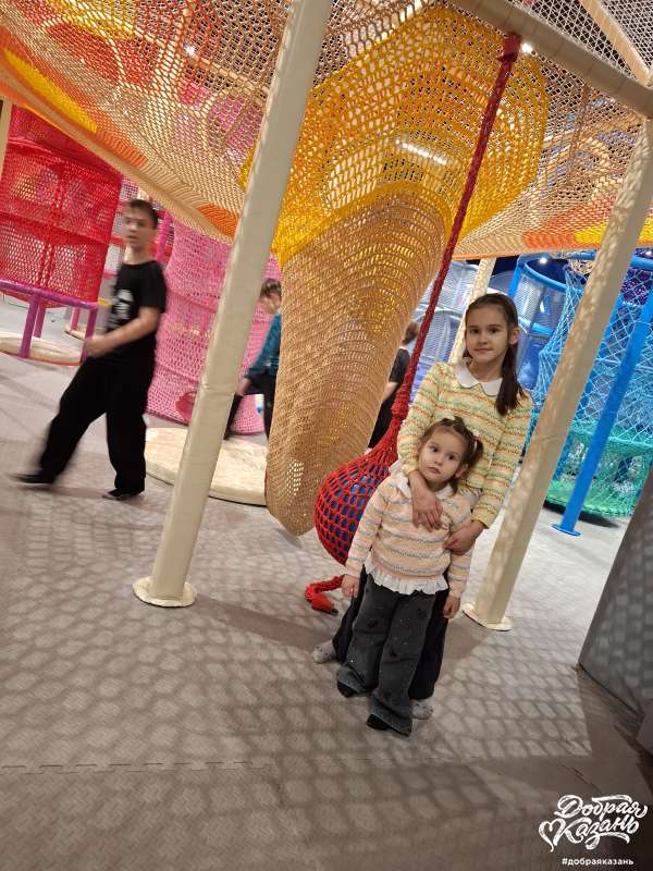 С сестренкой ходили в игровой центр