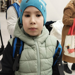 Передал корм для приюта Империя кошек на фестивале Культторг