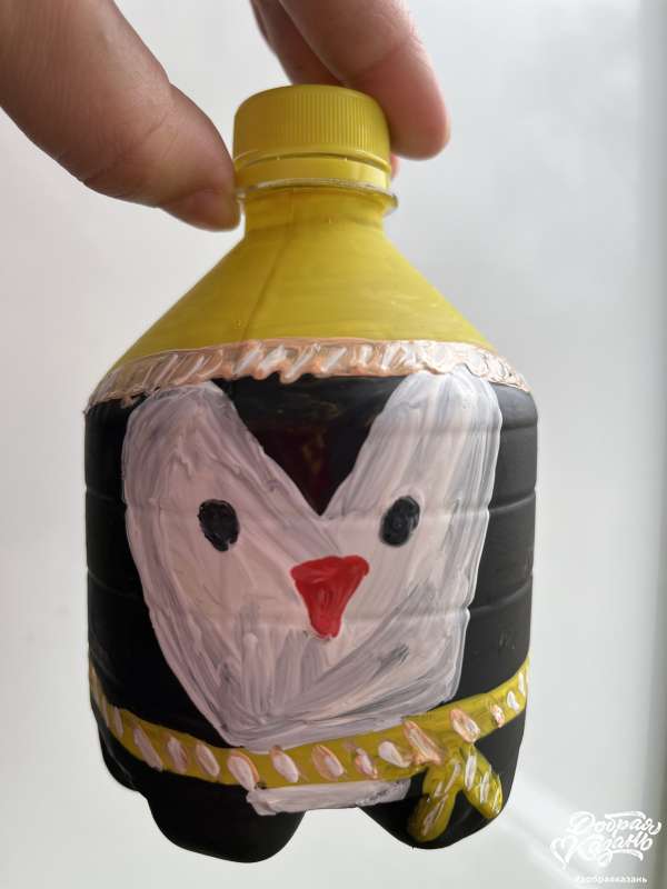 Игрушка из пластиковой бутылки