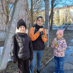 Съедобная кормушка из семечек