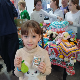 Участие в школьной благотворительной ярмарке