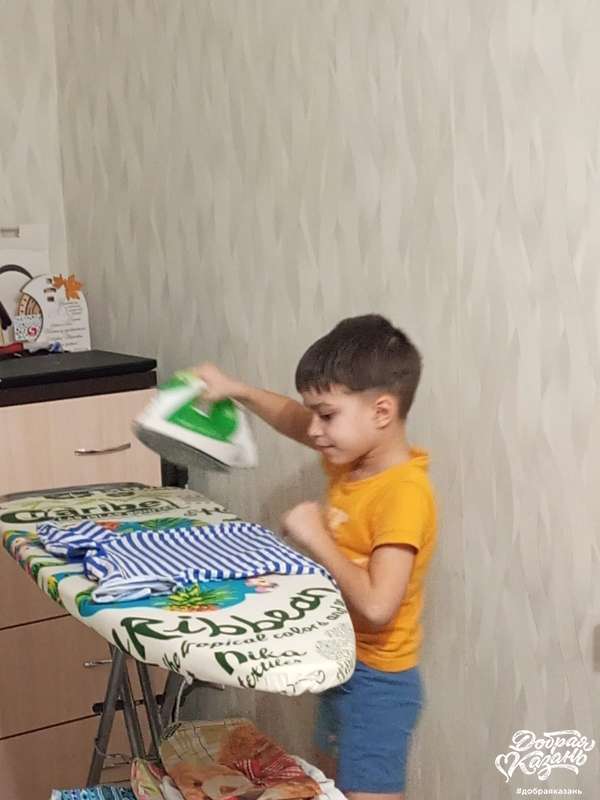 Помогаю маме