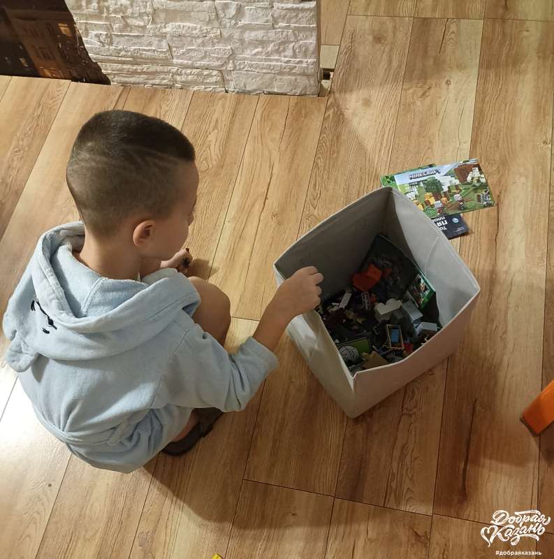 Убираю за собой игрушки.