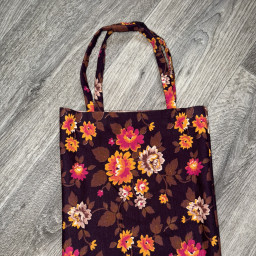 Сшили сумочку с мамой для сестренки !