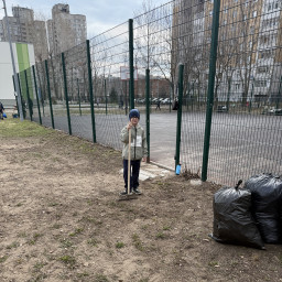 Субботник в школе !!!