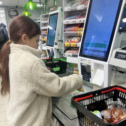 Помогаю с покупками