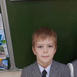 Собрали гуманитарную помощь от нашего класса.