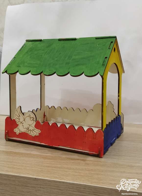 Кормушка готова