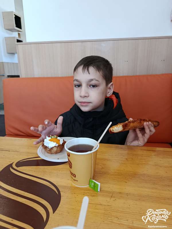 убрал за собой крошки