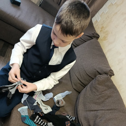 Помогал родителям