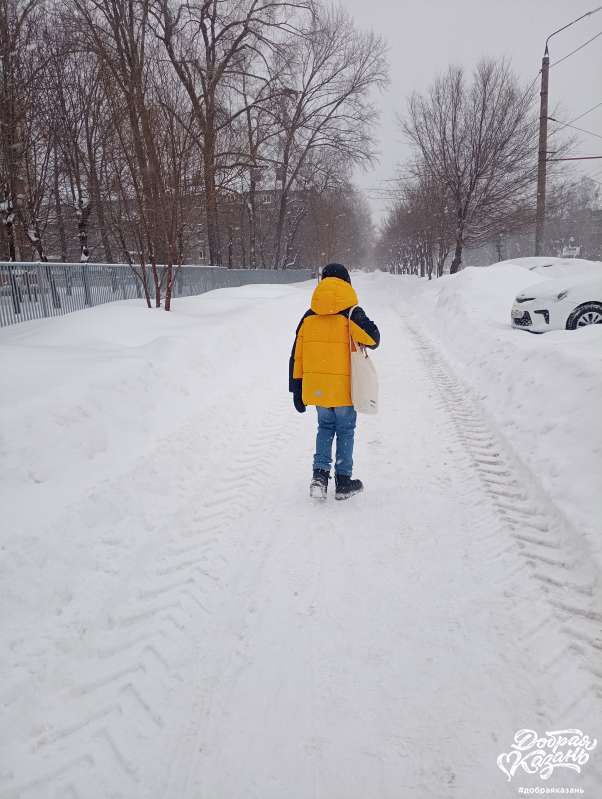 Помогал родителям